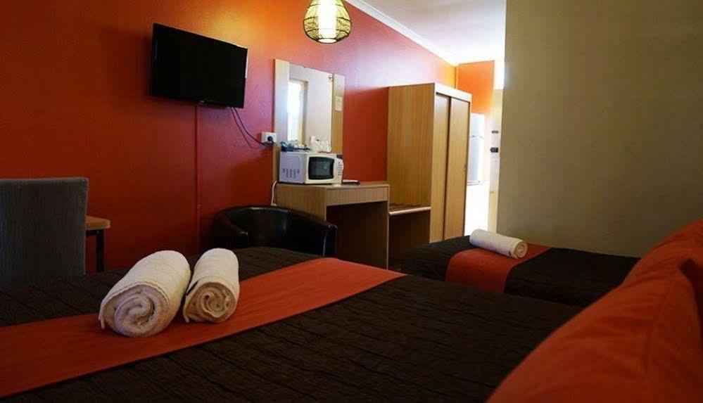 Colonial Motel Richmond Esterno foto