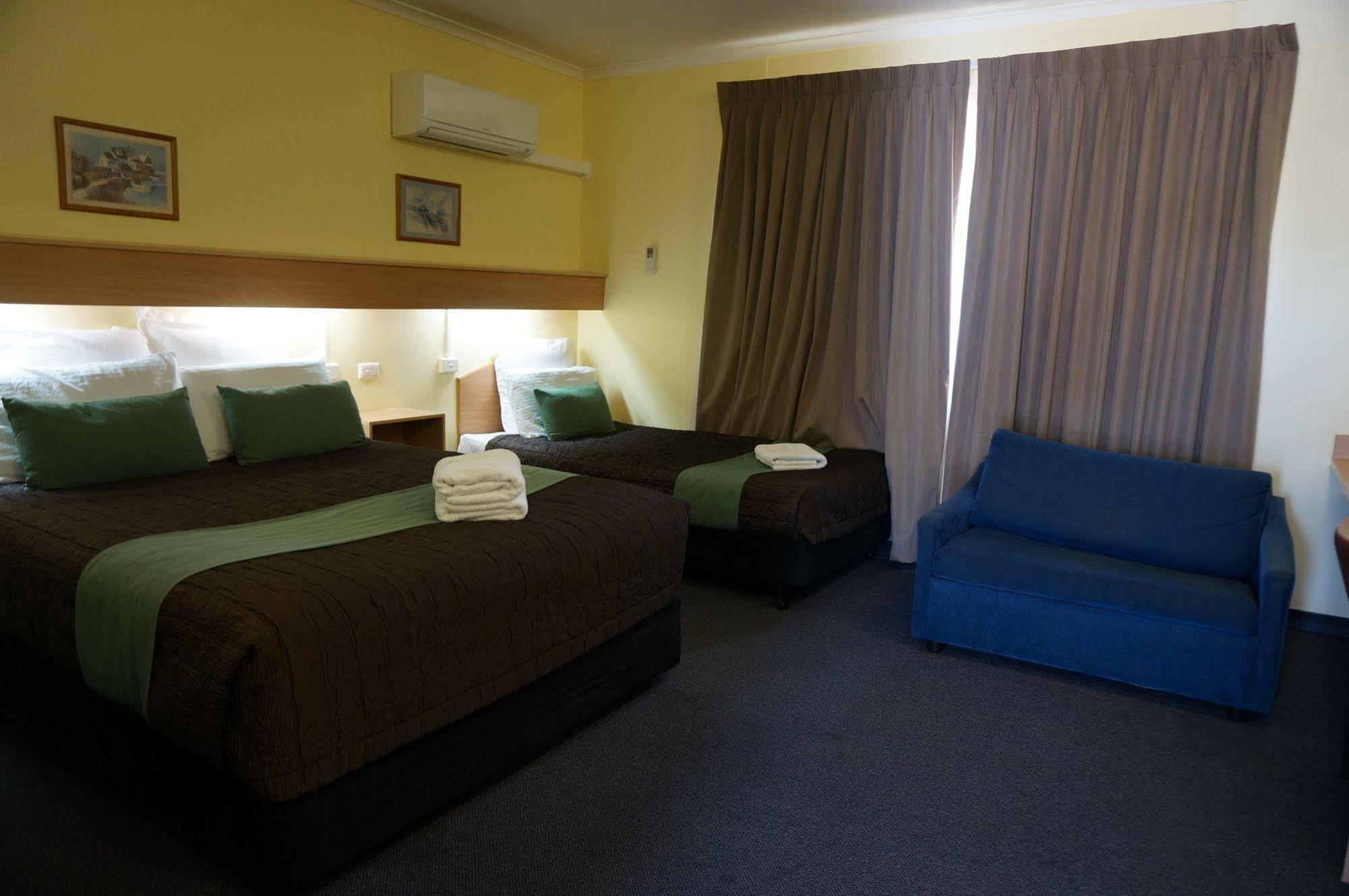 Colonial Motel Richmond Esterno foto